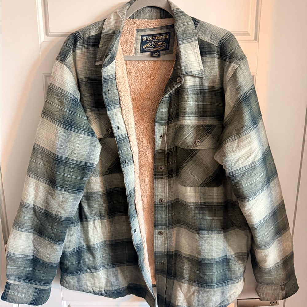 Grizzly Mountain Men's Plaid Shirt Jacket - Green and Cream XL
